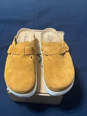 Women’s Chestnut Suede Slip-On Clogs